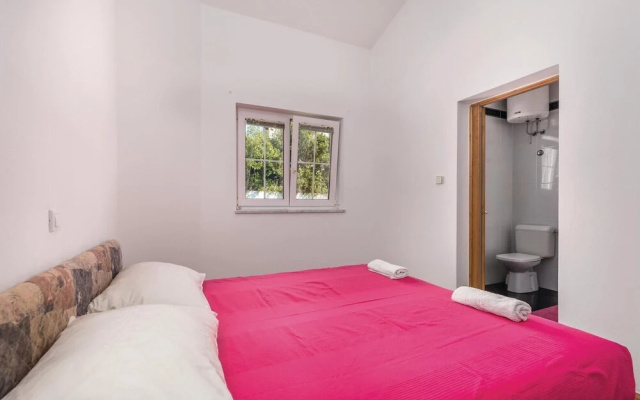 Nice Home in Novalja With Wifi and 3 Bedrooms