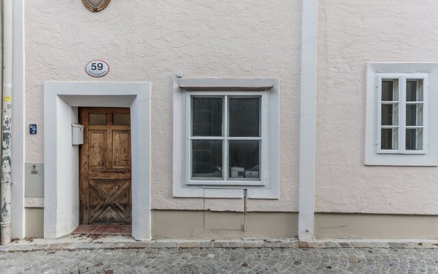 Отель APT - Stone Lodge Salzburg Австрия, Зальцбург - отзывы, цены и фото номеров - забронировать отель APT - Stone Lodge Salzburg онлайн вид на фасад