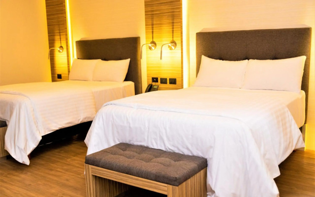 Hotel Plaza by Kavia