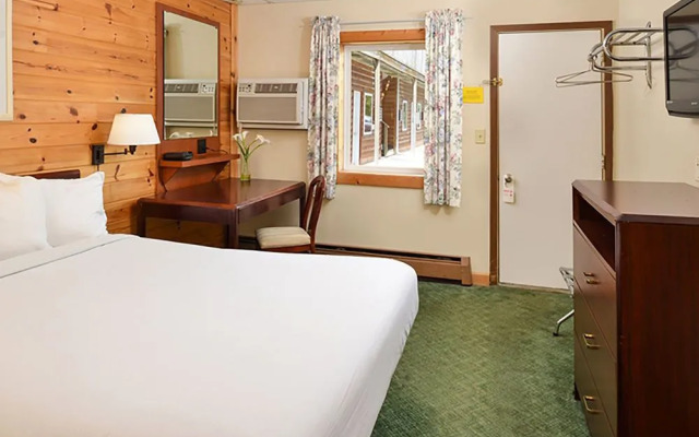 America's Best Inn & Suites - Alexandria
