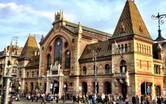 Urbana Hipster Downtown Budapest
