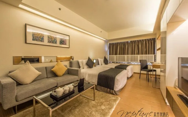 Neptune Hotel