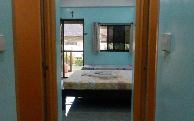 Sunshine Paradise Inn
