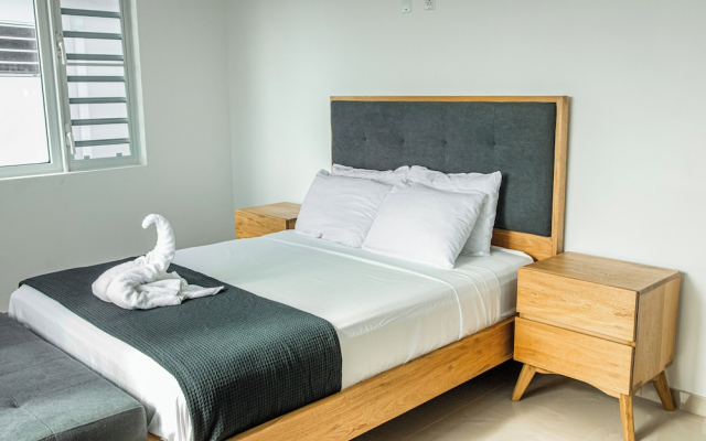 Lyra Vacation Rentals