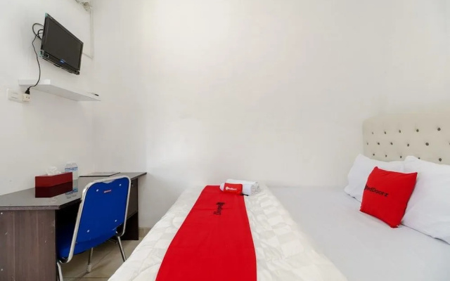 Reddoorz @ Jalan Mangkunegara Palembang 2