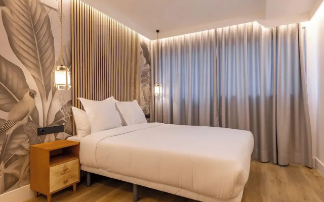 HA Aparthotel Retiro Suites