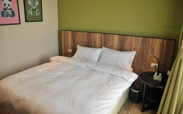 An B&B