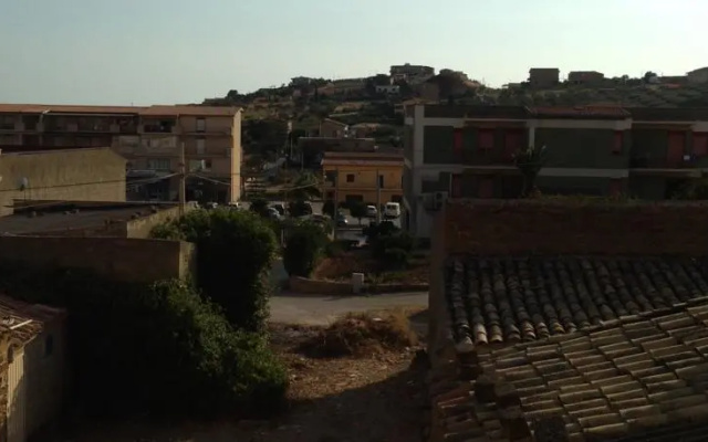 Bilocale Magna Grecia