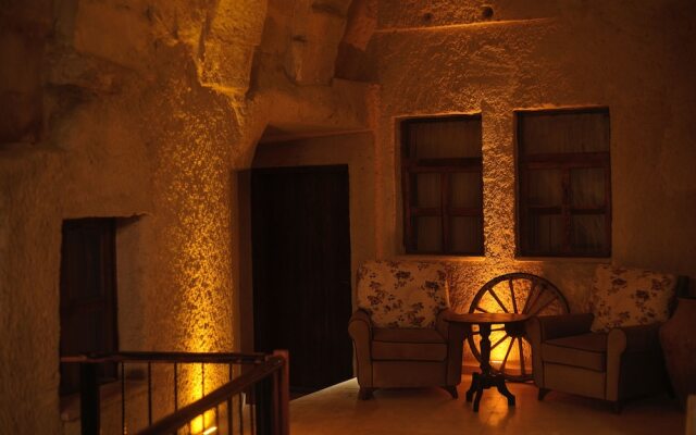 Castle Cave House Турция, Гёреме - 4 отзыва об отеле, цены и фото номеров - забронировать отель Castle Cave House онлайн вид на фасад