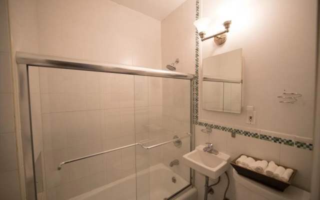 Sugar Hill Harlem Inn