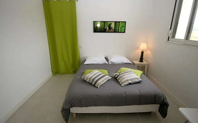 Modern villa in Plouneour-Trez  with private pool