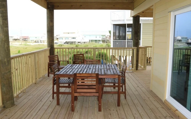Sea Turtle 6 Bedroom Home