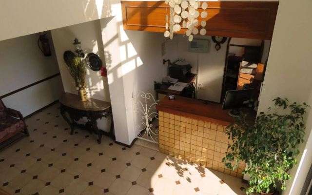 Hotel Alcaide