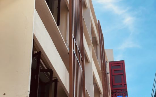 Taladnoi 24 Hostel
