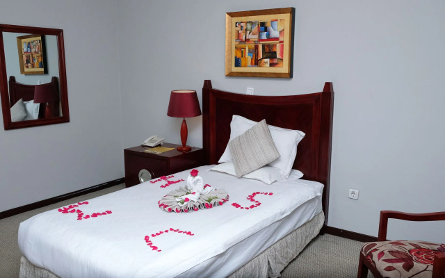 Siyonat Hotel
