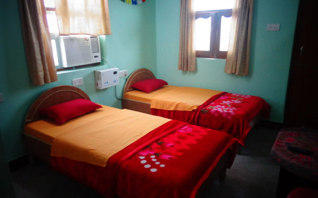 Kundan Bazar Guest House
