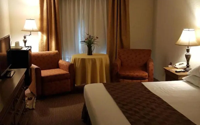 Americourt Hotel