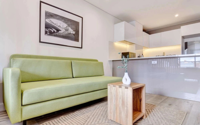 w Dazzling Loft w Balcony in Santa B Rbara