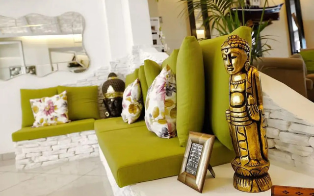 Hotel Thea