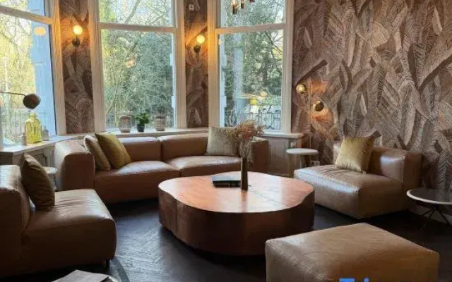 S&A Vondel Park Hotel