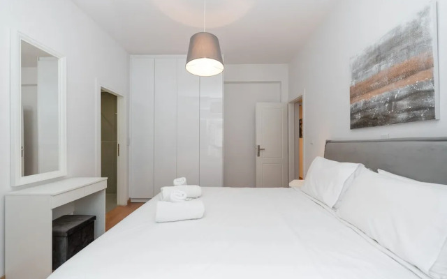 Modern Family Apartment near Acropolis