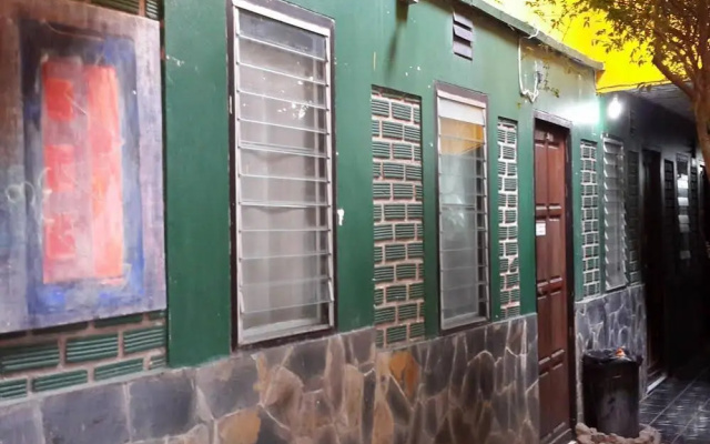 Jaya Hostel & Guesthouse