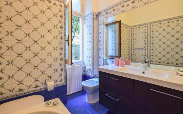 Nice Apartment in Rapallo With 3 Bedrooms and Wifi