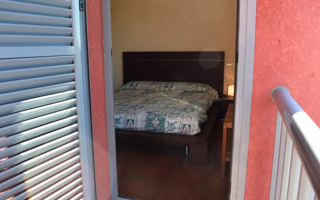 Acogedor Apartamento con Piscina Comunitaria Marina Sant Jordi