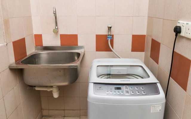 Classic 2BR in Changkat B. Bintang, KL Tower View