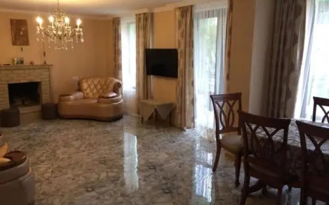 Sister's Warm Guest House