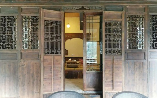 Sanshuige Boutique Hostel
