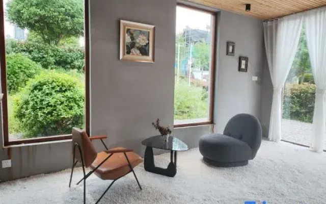 Wuyuan Left Bank Boutique Stay