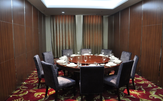 Wuhan Guochuang Chuyuan East Lake Hotel