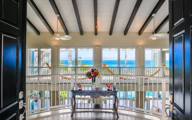 Cobalt Villa - Four Bedroom Home