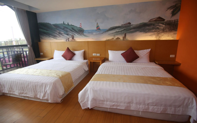 Water Front Hotel
