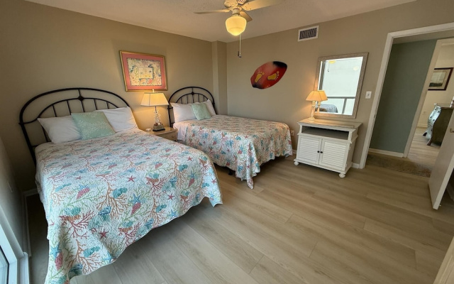 Shoreline Towers 2096 3 Bedroom Condo