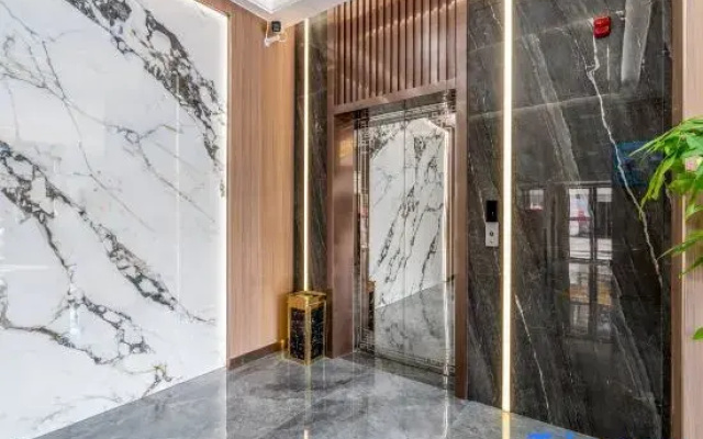 Yude Hotel (Fenghuangcheng)
