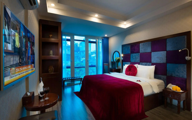 Lavender Old Quarter Hotel.