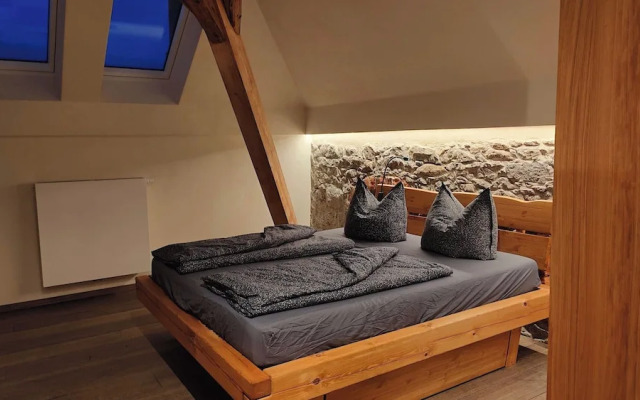 Lichtdurchflutetes Apartment mit Sauna & Kamin