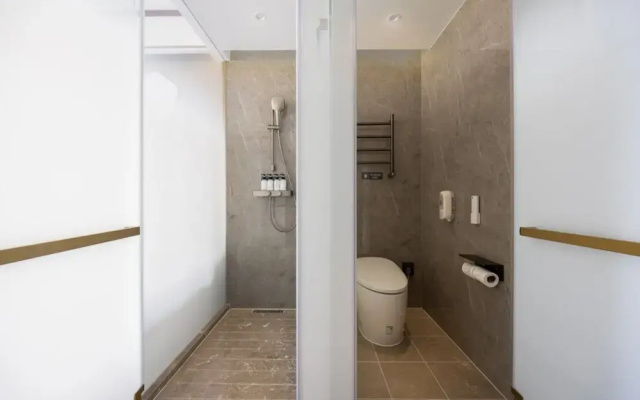 Nostalgia S Hotel(Tianjin Jinwan Plaza）