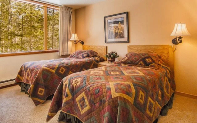 The Pines Condominiums at West Keystone