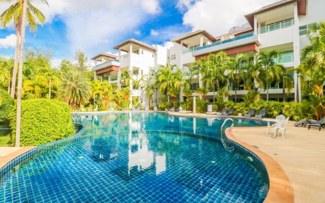 Отель BangTao Tropical Residence вид на фасад