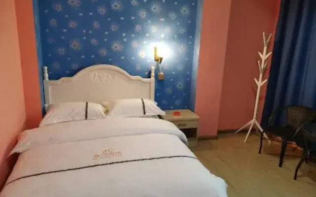 Yuxi Jinyan Hotel