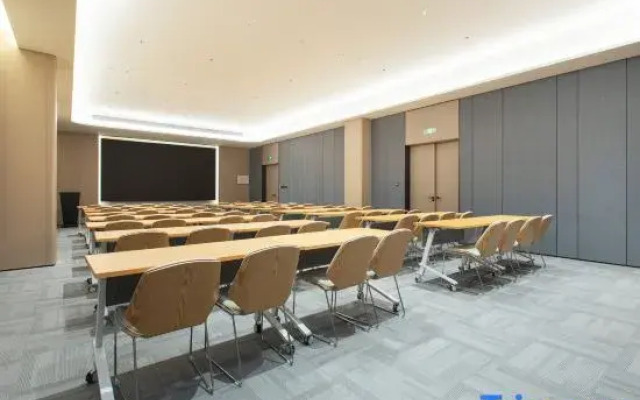 JI Hotel (Wuhan Gongcheng Daxue Guanggu Yi Road)