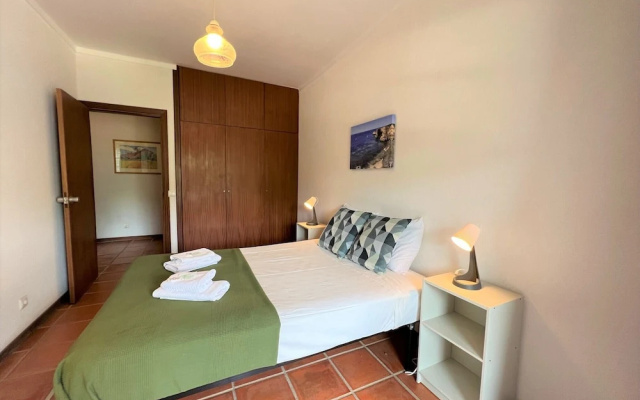 Vilamoura Typical 1 With Pool by Homing