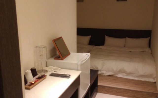 Tilon Hotel