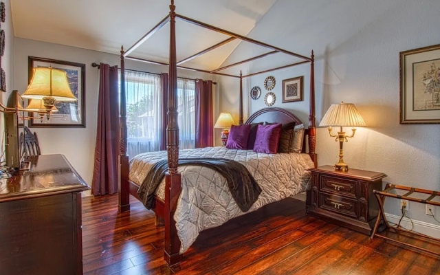 Maleficent's Retreat 2 Bedrooms 1.5 Bathroom Condo