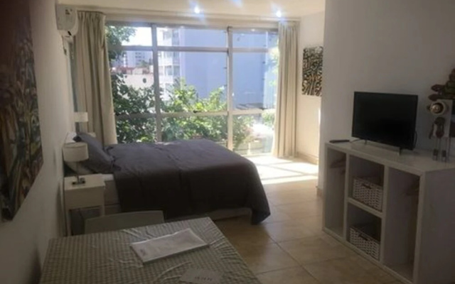 Tacha Studio 12 Apartment