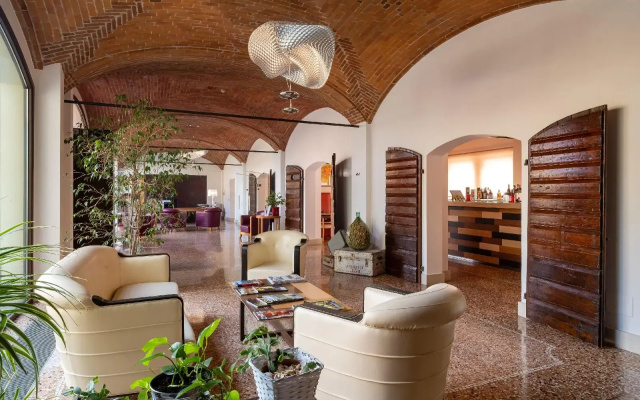 The Ziba Hotel & Spa