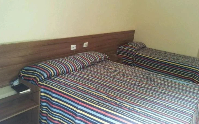 Fiesta Park Hotel